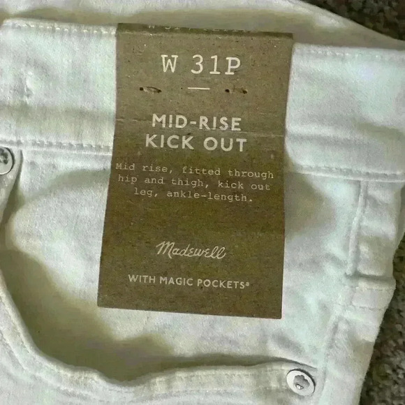 Madewell Petite Mid-Rise Kick Out Crop Jeans Pure White Size 31 Petite - Picture 5 of 9